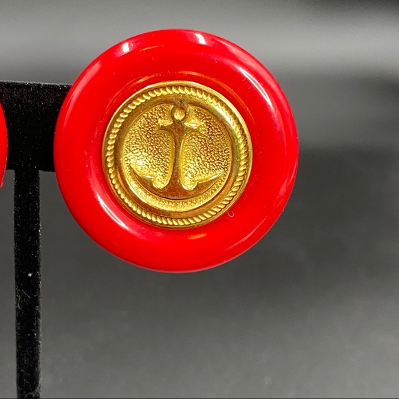 Vintage Retro Red Plastic Anchor Button Earrings - Picture 4 of 8